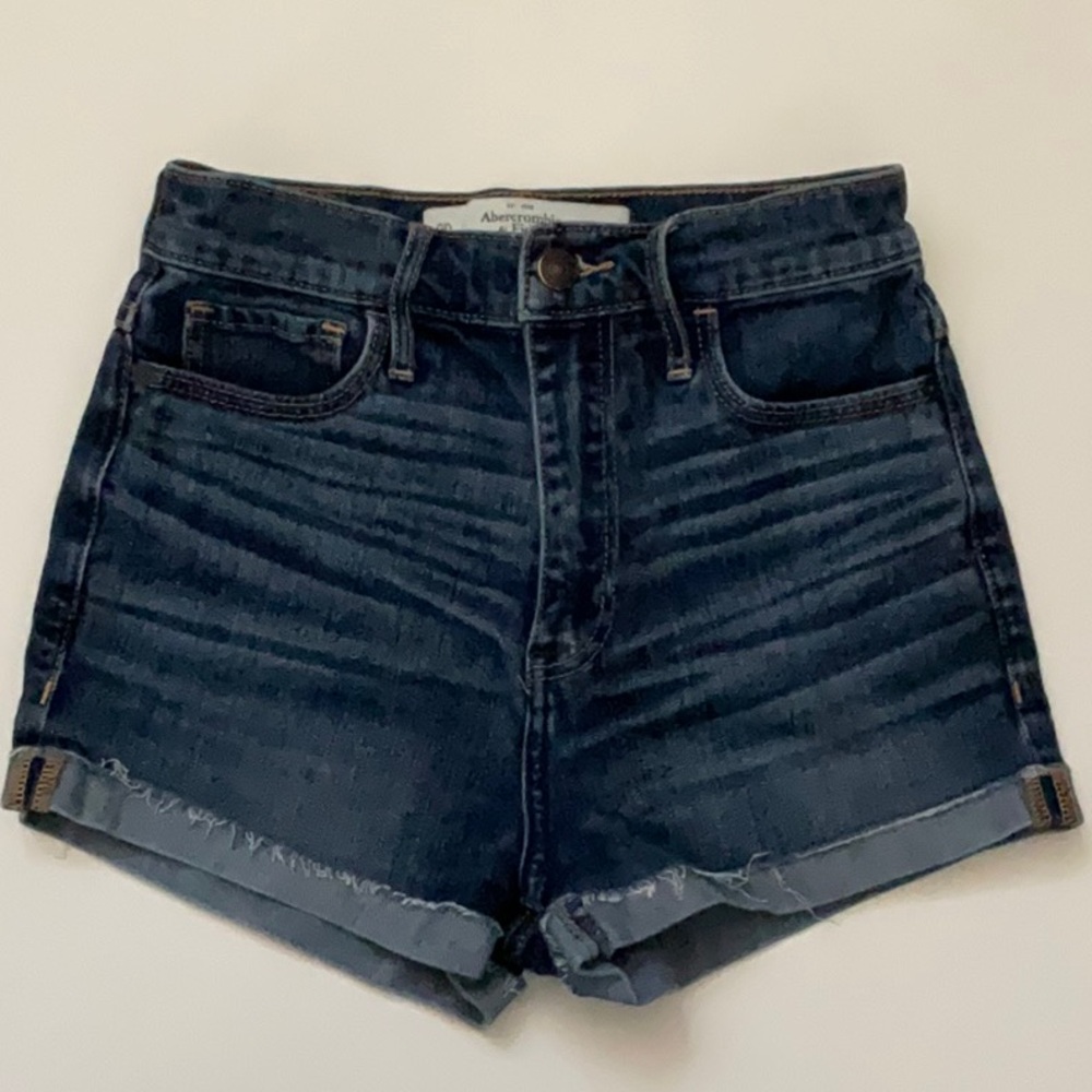 Gently Used Abercrombie & Fitch Women's Denim Shorts Size 24